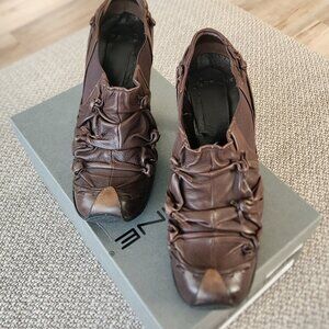 Obeline Shoes Size 38 1/2 (US 8) Leather Made in Italy Unique Design